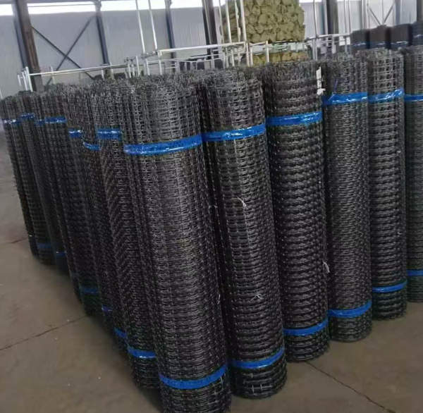 Anti-corrosion guardrail